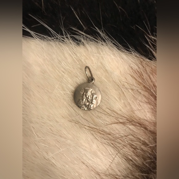 Vintage 925 Silver Pendant St. Mary with baby Jesus - Picture 1 of 7